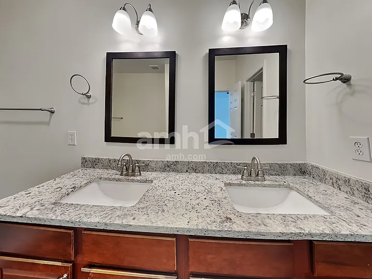 7305 Ethans Way — Photo 14