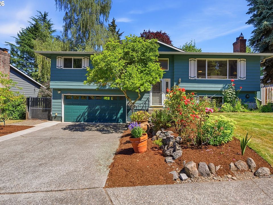1st image of 2080 SE Kelly Ave