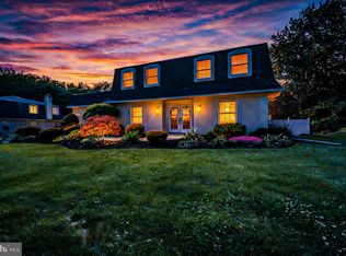 1728 Farmview Rd, Maple Glen, PA 19002