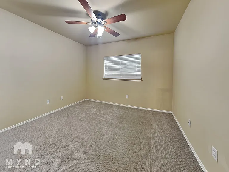 1001 Apollo Cir — Photo 16