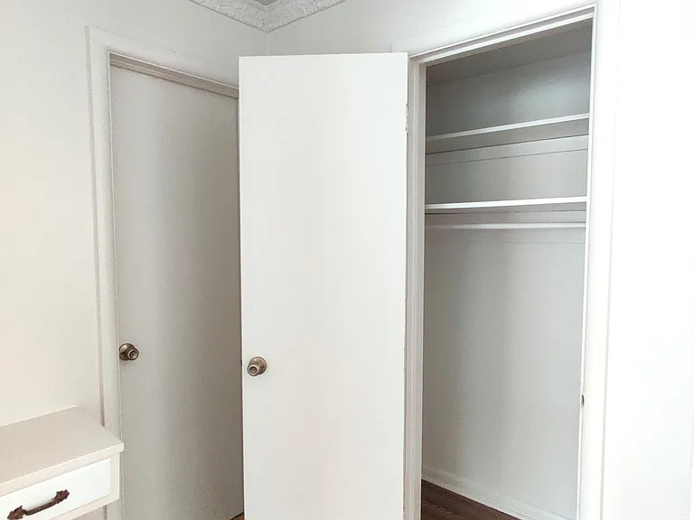 5725 Martel Ave #A — Photo 6