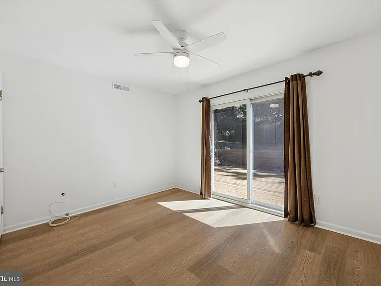 153 Parker Ave #B — Photo 23
