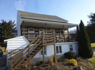 631 W Swartzville Rd #A, Reinholds, PA 17569