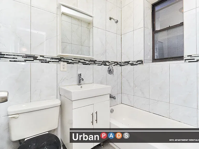 1621 Park Pl #3F — Photo 7