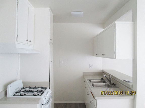 5th image of 3610 Midvale Ave APT 218