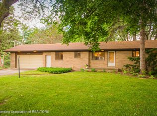 6645 Picketts Way, Lansing, MI 48917