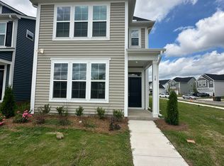 18 Blue Iris Pkwy, Clayton, NC 27520