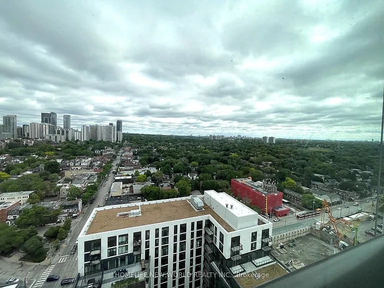 10 Oak St #2109 — Photo 6