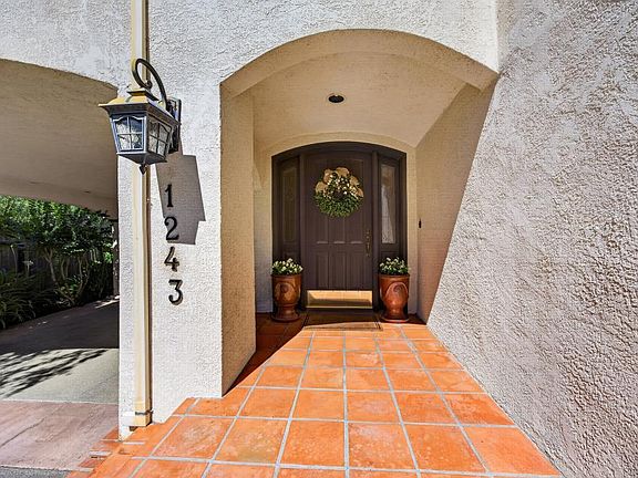 4th image of 1243 Torrey St