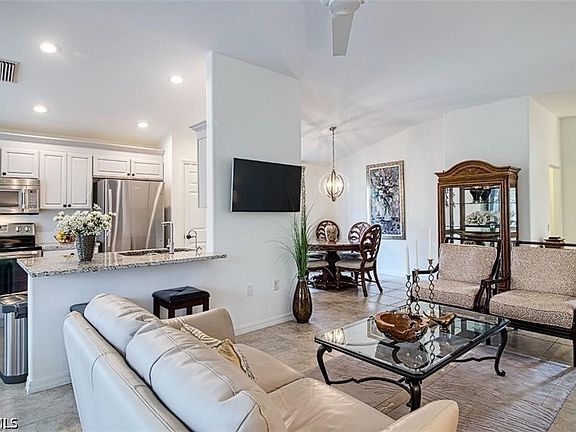 5th image of 10072 Oakhurst Way