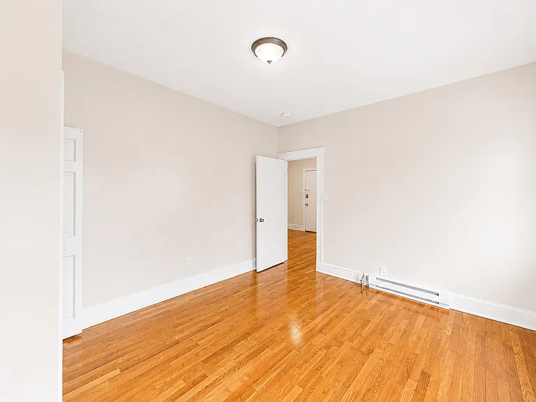 50 Willowwood St #33 — Photo 15