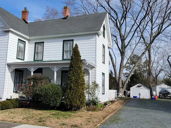 6 Marshall St, Onancock, VA 23417
