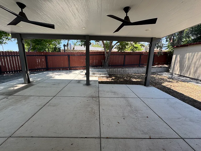 6642 Rosemary Ct — Photo 10