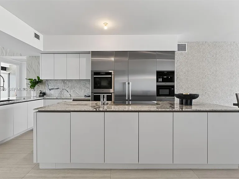 5500 Island Estates Dr #507 — Photo 7