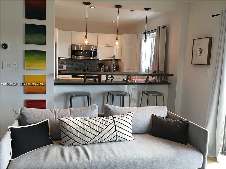 618 Euclid Ave #404 — Photo 22