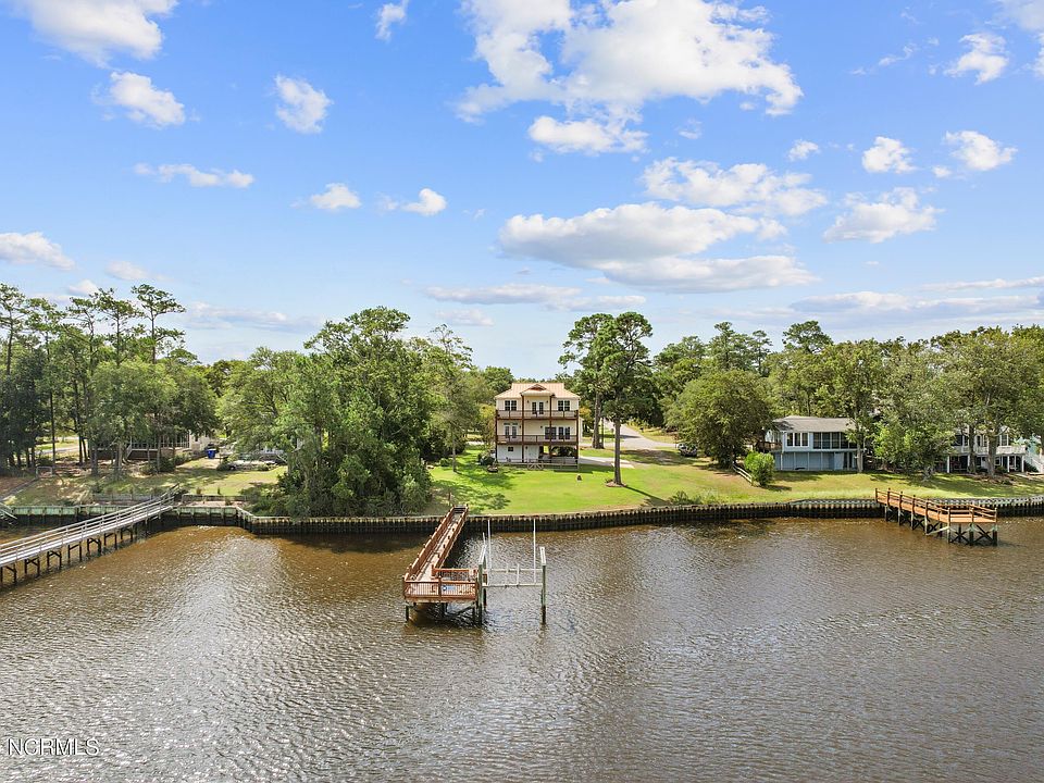 1st image of 1108 W Yacht Drive