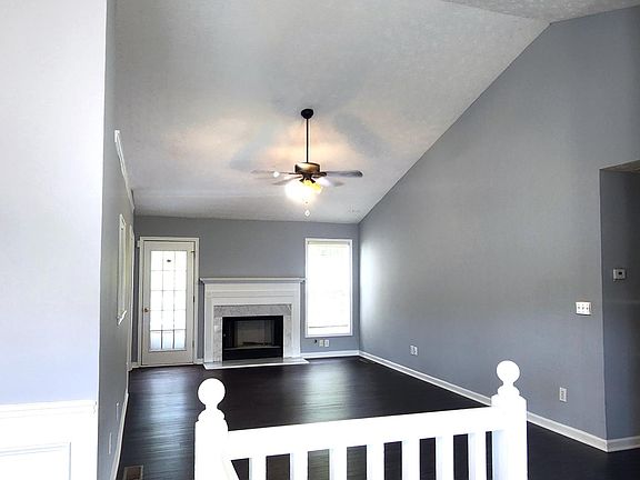 3rd image of 1138 Olde Hinge Way