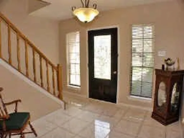 819 Lochnell Dr, Houston, TX 77062