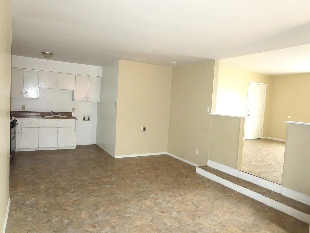 Building Photo - 6385 Domingo St #A