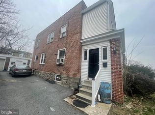 52 Worrell St, Chester, PA 19013