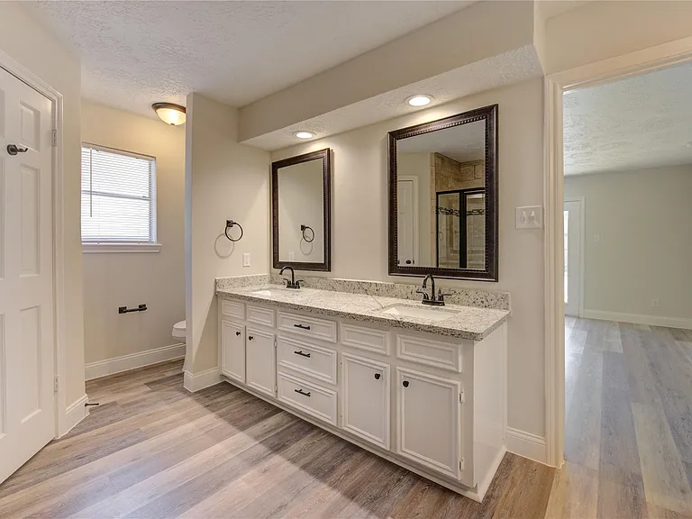 9115 Taidswood Dr — Photo 27