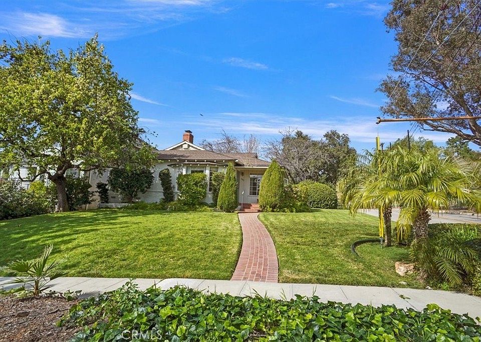 1st image of 1083 E Fairmount Rd