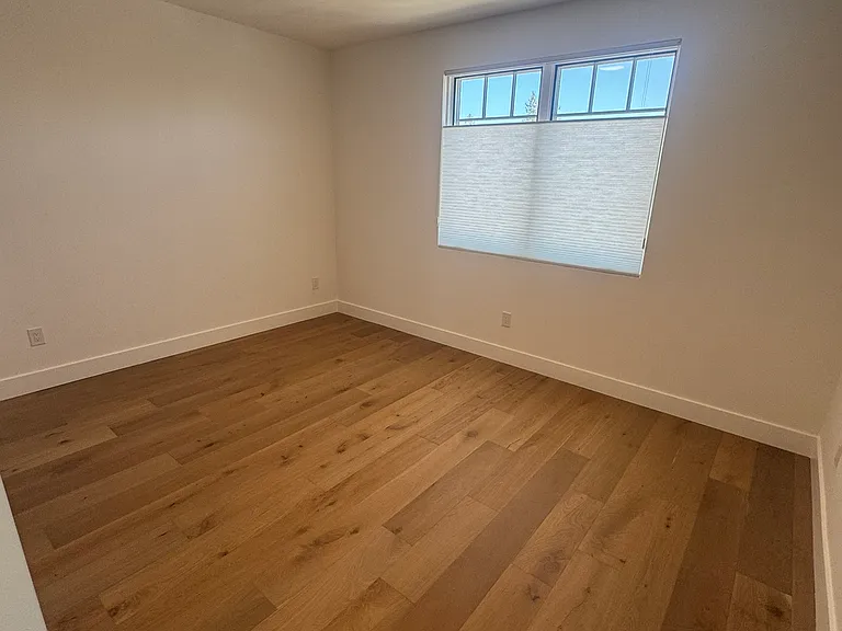320 Cecile Ct — Photo 21
