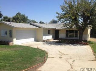 10854 Cypress Ave, Riverside, CA 92505