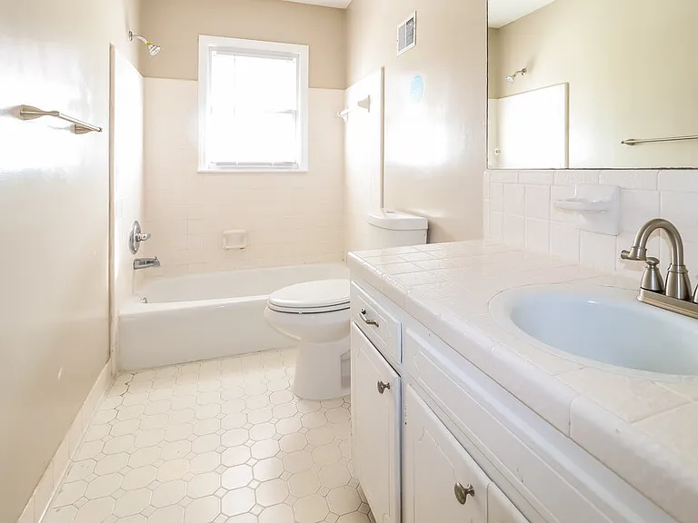 208 Sam Pate Dr — Photo 12