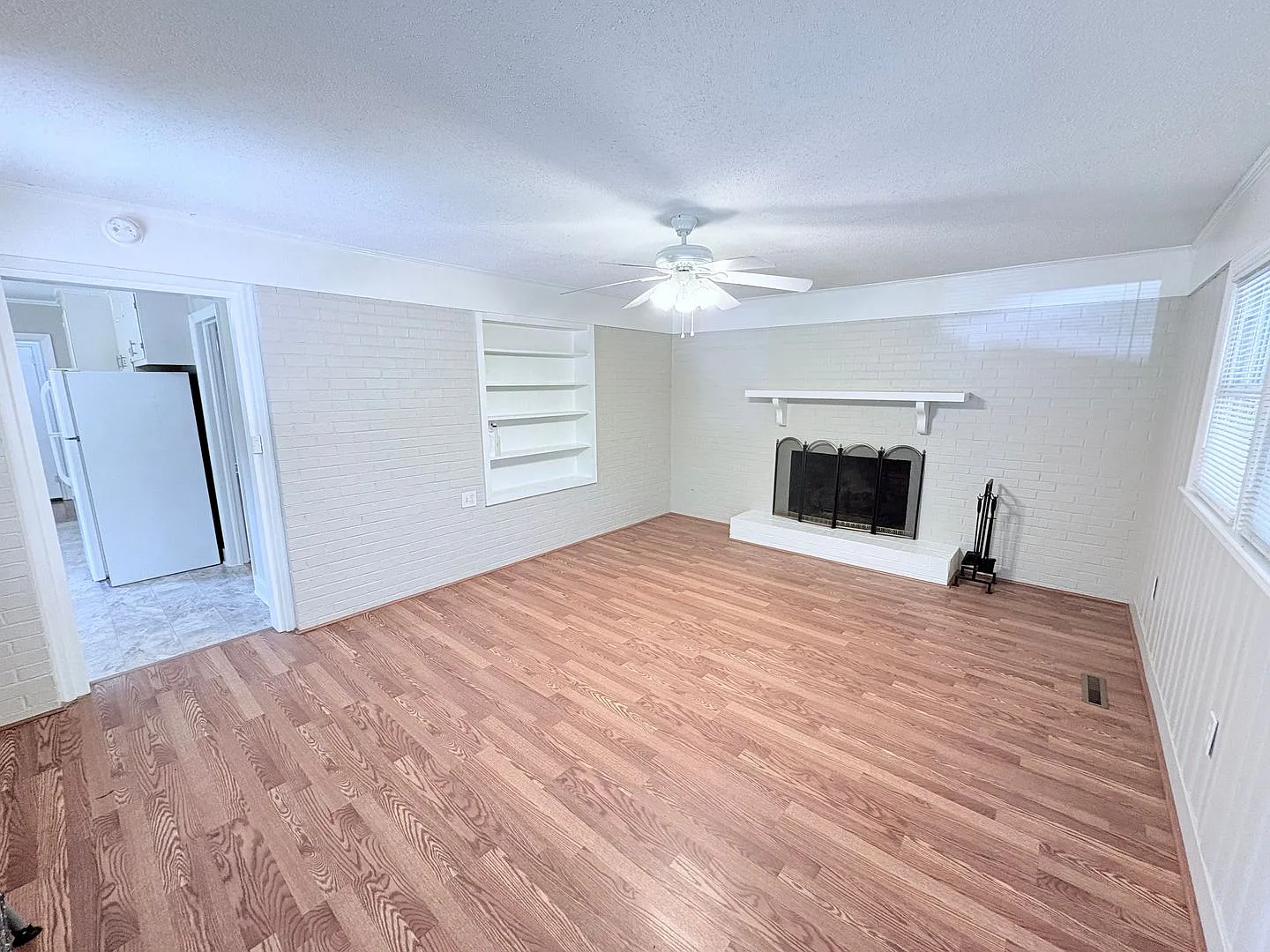 207 Holly Ave, Clemson — Photo 4