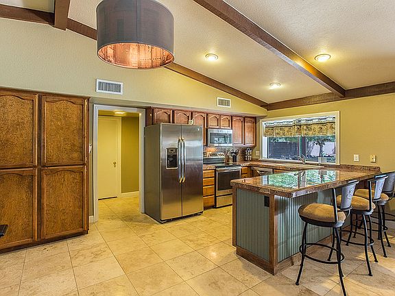 3rd image of 16001 N Moon Valley Dr
