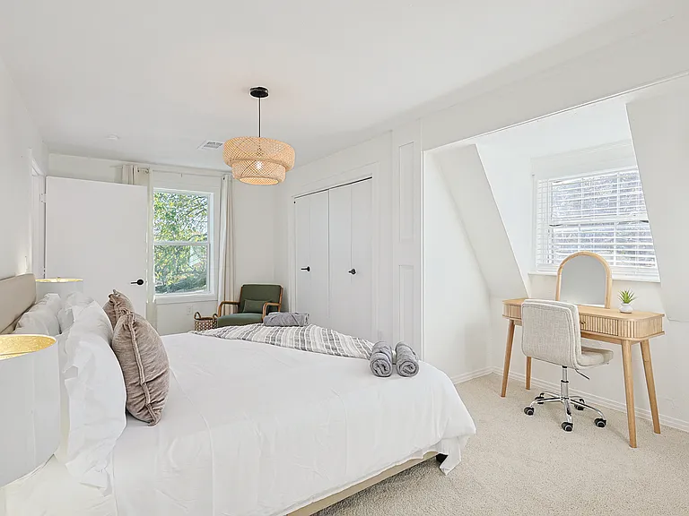 260 McGraw Ln — Photo 12