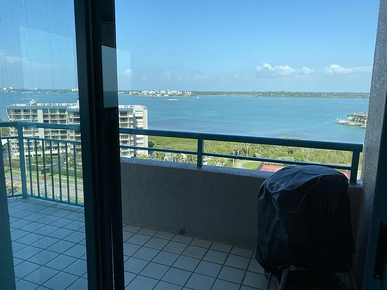 1540 Gulf Blvd #1207 — Photo 4