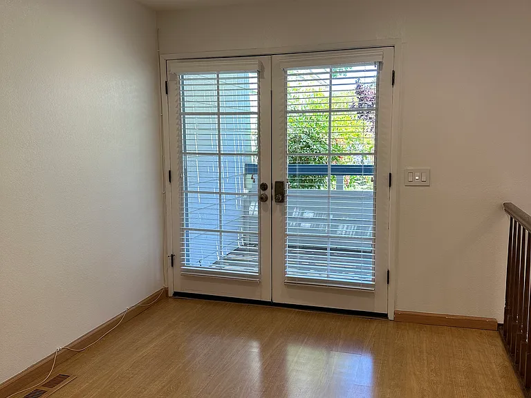 248 Walker Dr #5 — Photo 6