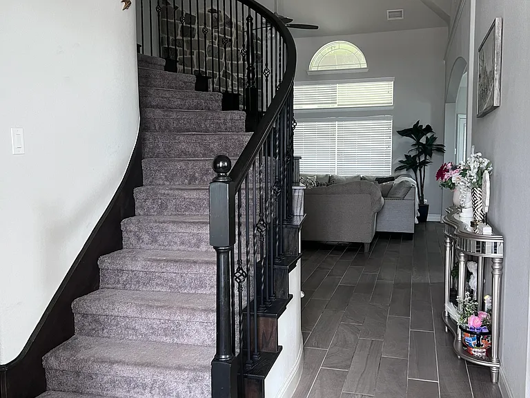 9832 El Colina Dr — Photo 2