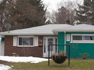 13 Cardinal Dr, Rochester, NY 14624