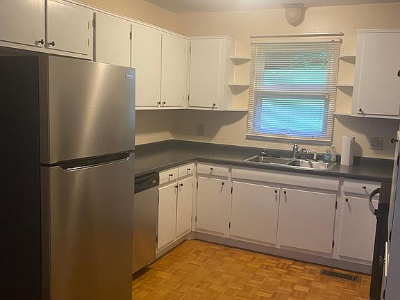 2nd image of 2328 W Brook Ln