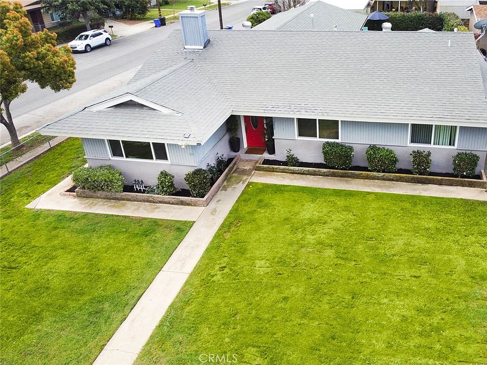 1st image of 13077 Los Cedros Ave