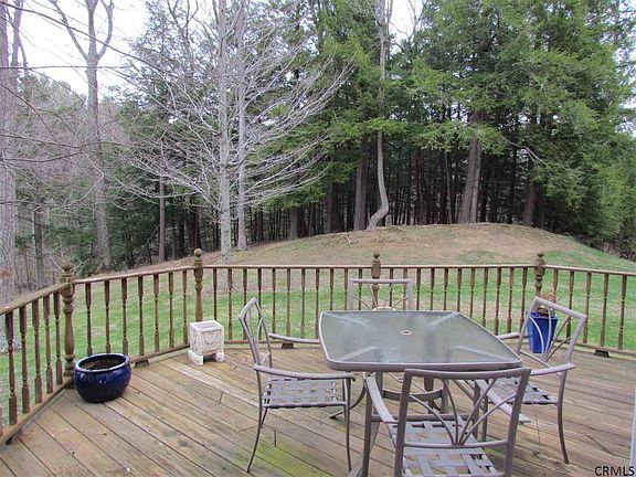 4th image of 82 Gullane Dr