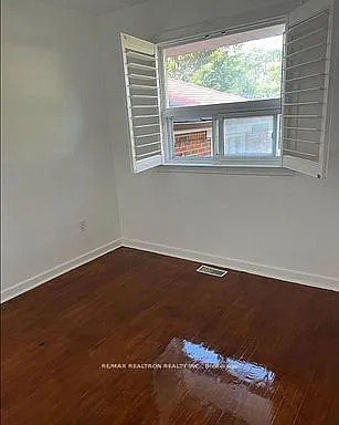 49 Janray Dr — Photo 8