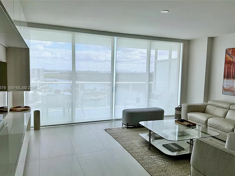 400 Sunny Isles Blvd #1505 — Photo 12