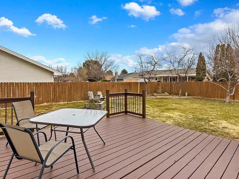 624 Greentree Way — Photo 26