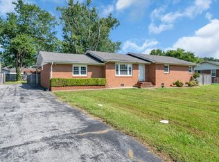 611 Henley St, Manchester, TN 37355