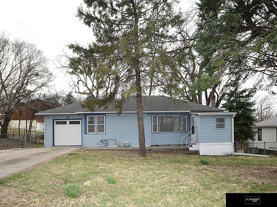 1st image of 1903 Childs Rd E