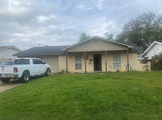 832 Edna Dr, Everman, TX 76140