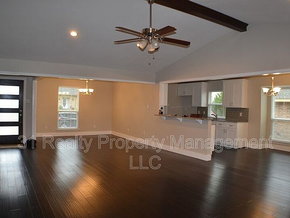 3rd image of 2311 Eastgate Dr