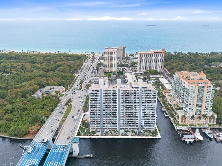 2800 E Sunrise Blvd #19D — Photo 34