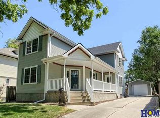 3165 R St, Lincoln, NE 68503