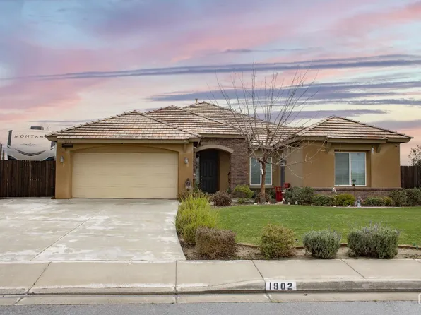 1902 McIntosh Way, Bakersfield, CA 93312