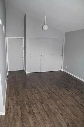 4710 Charecote Ln — Photo 2